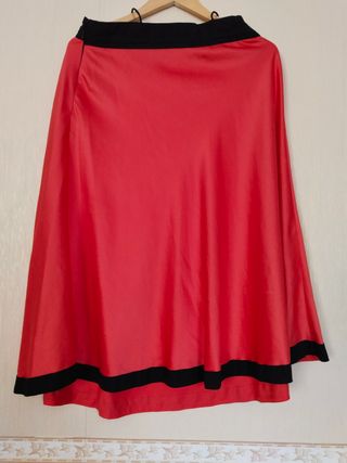 Falda chic Vero Moda para fiestas