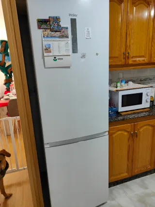 Nevera Haier No Frost ,para piezas y manitas