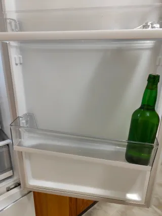 Nevera Haier No Frost ,para piezas y manitas