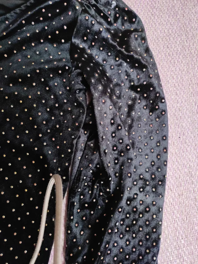 Top asimétrico niña con pedrería