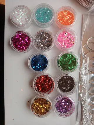 Lote Bisutería: Cuentas, Abalorios y Herramientas