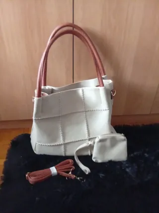 Bolso Beige con Cartera a Juego