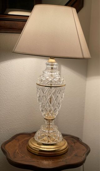 Lámpara de mesa cristal vintage dorada