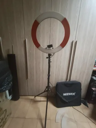 Anillo de Luz Neewer 18"