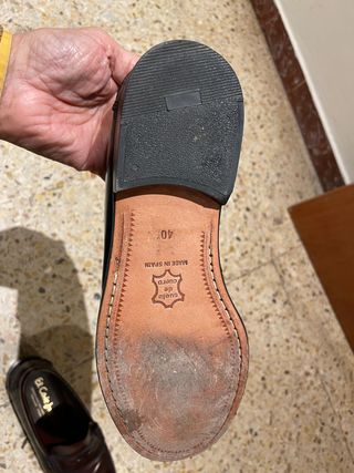 Zapatos de caballero El Corte Inglés, suela cuero