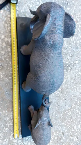 Mamma Elefante con Cucciolo Statuetta