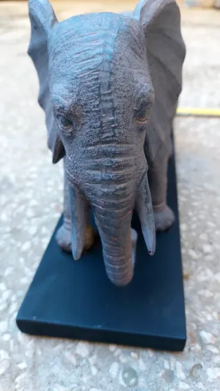 Mamma Elefante con Cucciolo Statuetta