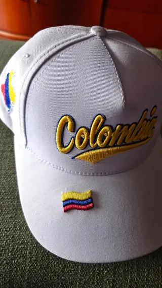 Gorra Colombiana Bordada