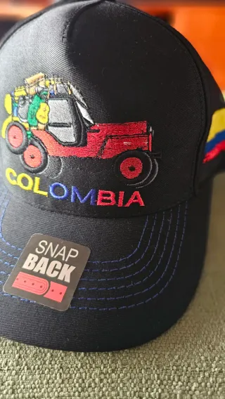Gorra Colombiana Bordada