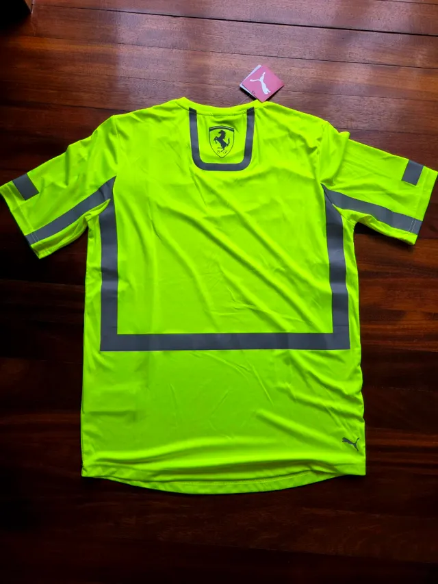 Camiseta Ferrari Puma Talla L Verde