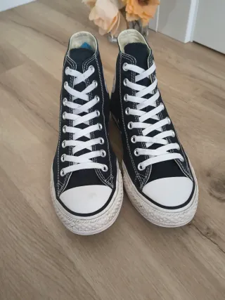 Converse talla 40 color negro