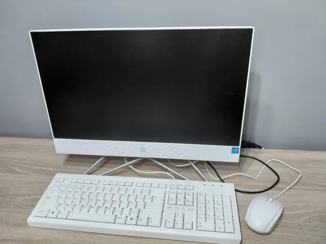 HP Ordenador Sobremesa Blanco Casi Nuevo