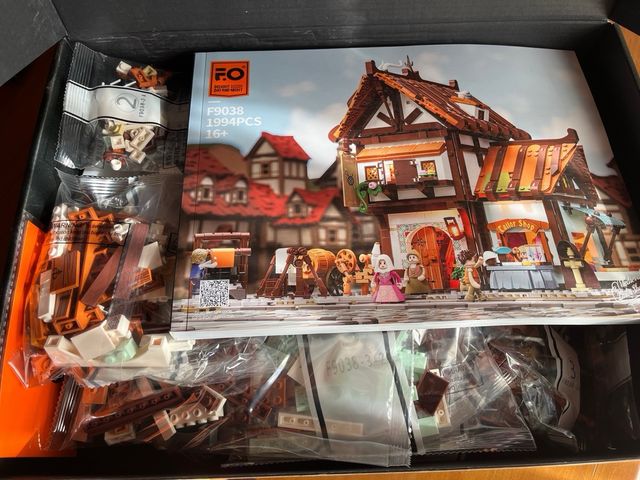 Set di costruzione Funwhole Negozio Medievale Lego Nuovo