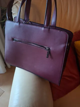 Borsa Particolari bordeaux ricamata