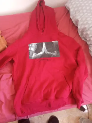 Sudadera con estampado Pray