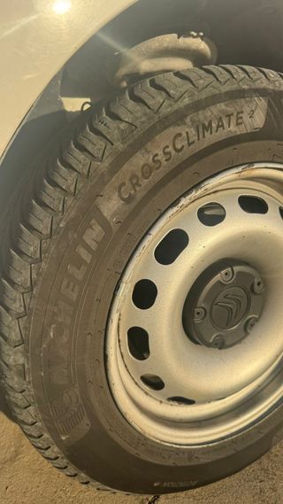 DJI Agras T25 + Furgoneta + Remolque