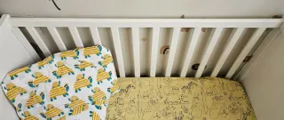 Cuna de bebé blanca (Sundvik Ikea)