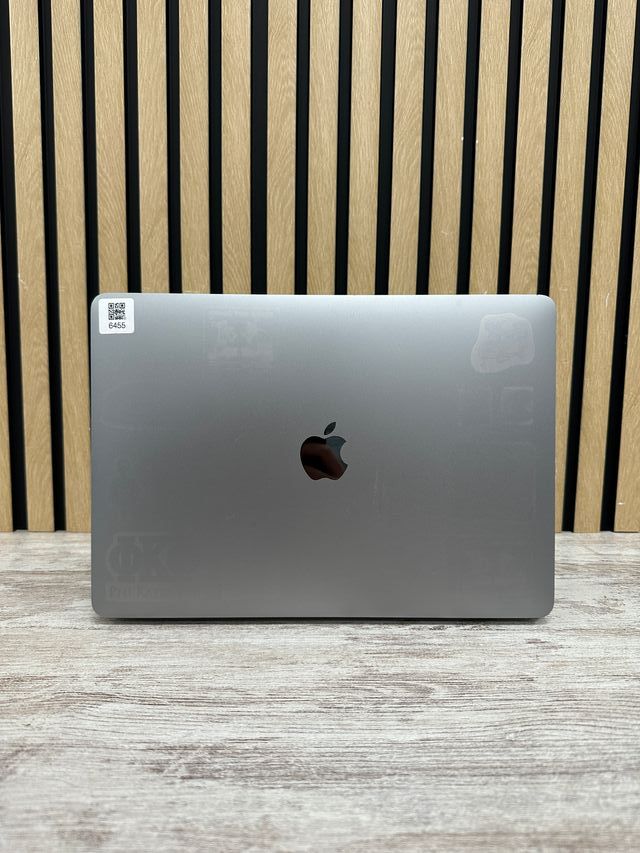 MacBook Pro 13" 2020 TB M1 8gb 256gb SSD