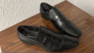 Zapatos de vestir negros para hombre
