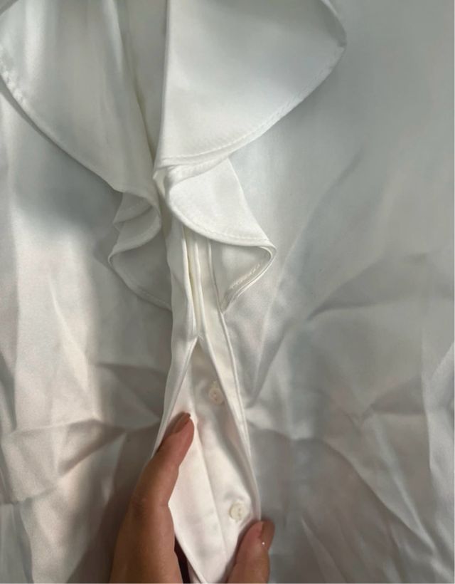 Blusa Zara Volantes con etiqueta