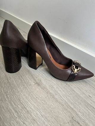 Zapatos de tacón marrones Talla 37