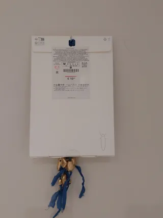 Collar Zara Tejido Azul con Abalorios Dorados.