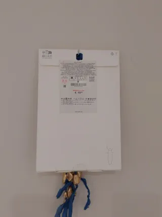 Collar Zara Tejido Azul con Abalorios Dorados.