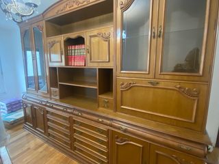 Mueble comedor madera clásico