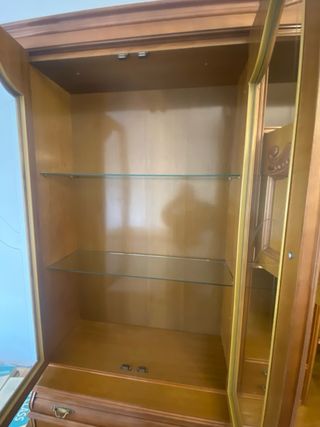 Mueble comedor madera clásico