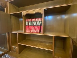 Mueble comedor madera clásico