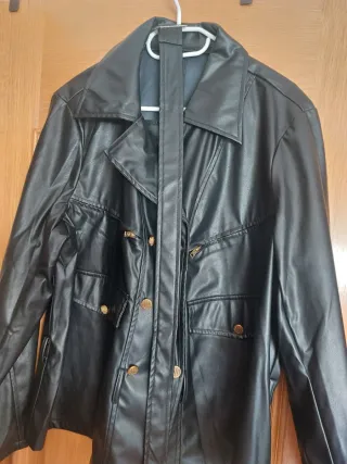 Chaqueta cuero mujer negra