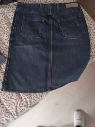 Dos faldas vaqueras azules