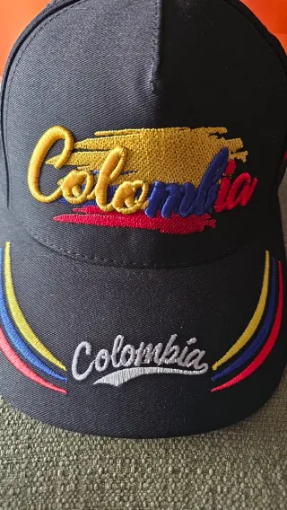 Gorra Colombiana bordada diseños originales