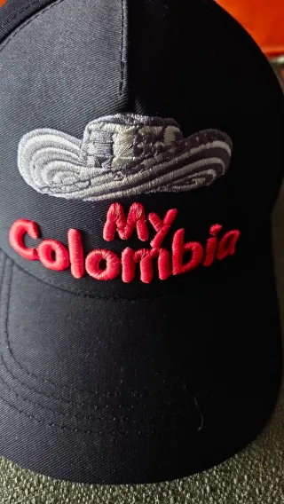 Gorra Colombiana bordada diseños originales