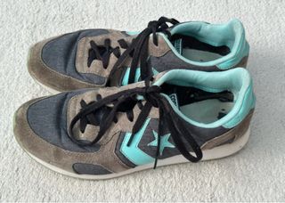 Zapatillas Converse grises y turquesa