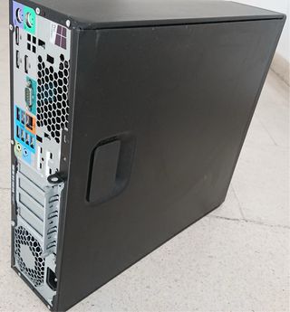 HP Z240 Workstation SFF Ordenador Compacto