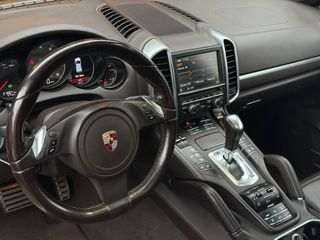 Porsche Cayenne 2011