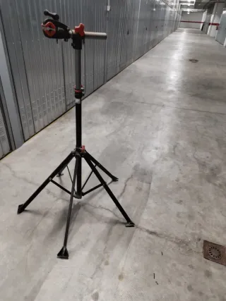 Trípode de taller para bicicletas.....