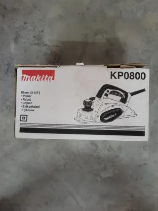Cepillo Eléctrico Makita KP0800