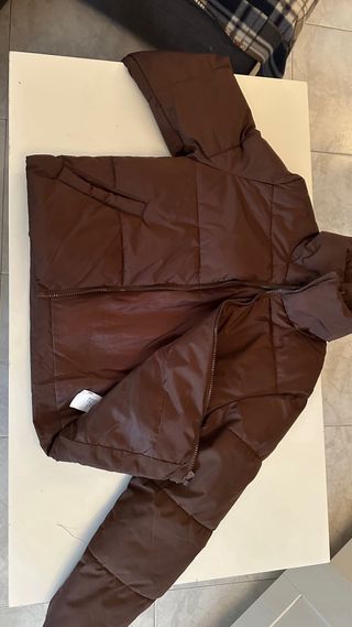 Cazadora acolchada marrón