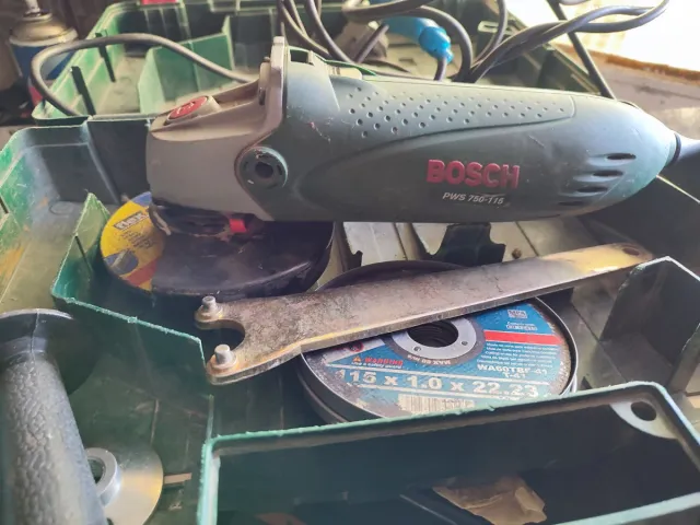 Amoladora Bosch PWS 750-115