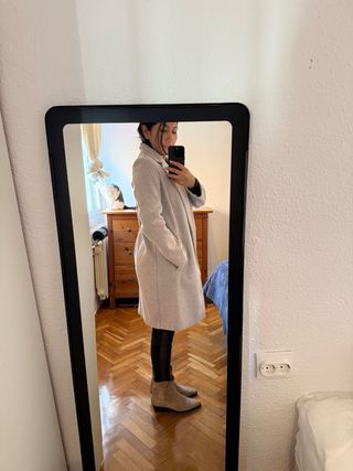 Chaqueta gabardina gris