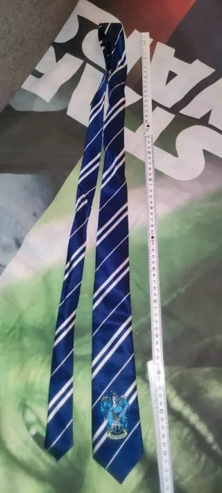 Corbata Harry Potter Ravenclaw Azul y Blanca