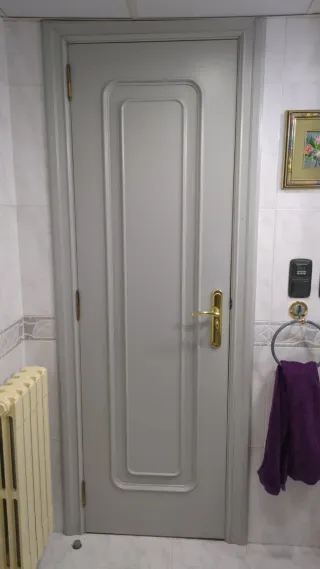 Puerta doble madera con cristales