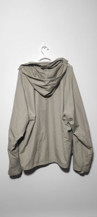 Chaqueta Adidas vintage con etiqueta de los 2000