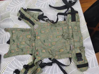 Mochila Arcoiris portabebés o de porteo Fidella