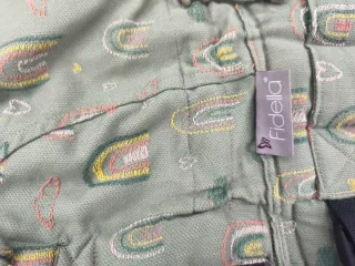 Mochila Arcoiris portabebés o de porteo Fidella