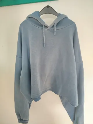 Sudadera deportiva azul