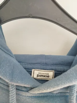 Sudadera deportiva azul