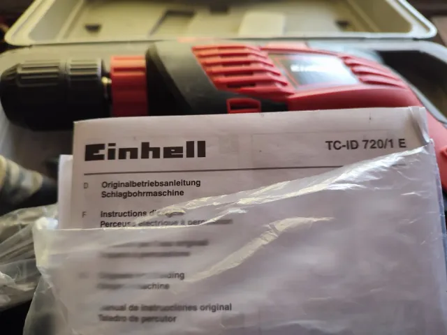 Taladro Einhell Rojo y Negro